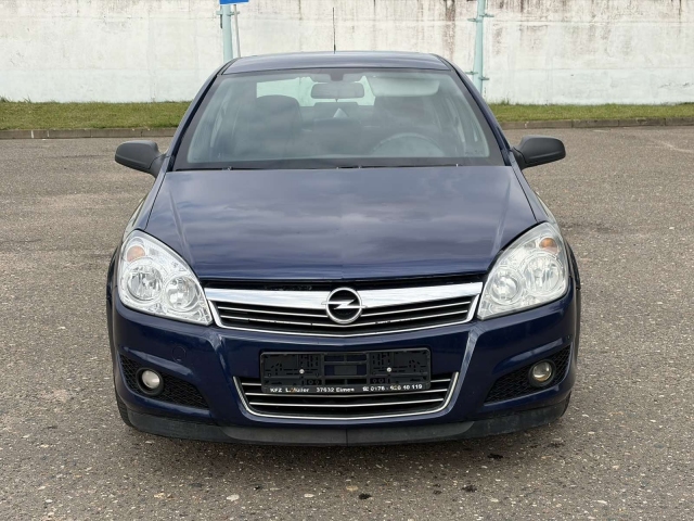 Opel Astra купить в Могилеве
