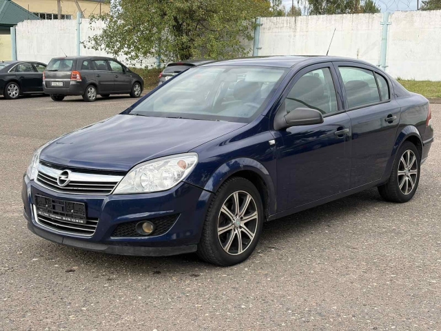 Opel Astra купить в Могилеве