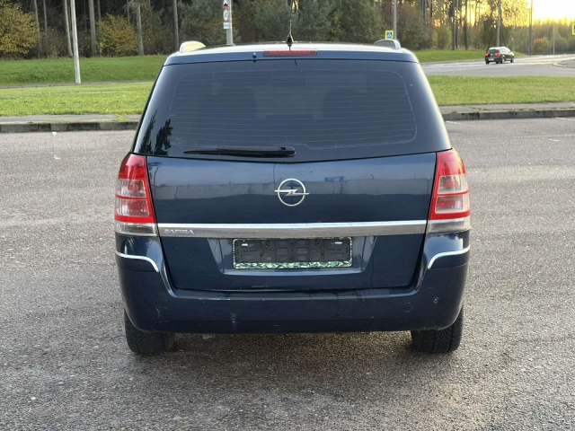 Opel Zafira купить в Могилеве