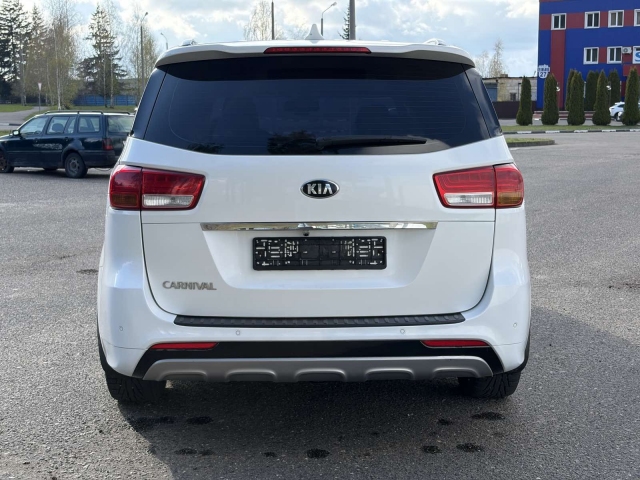 Kia Carnival III купить в Могилеве